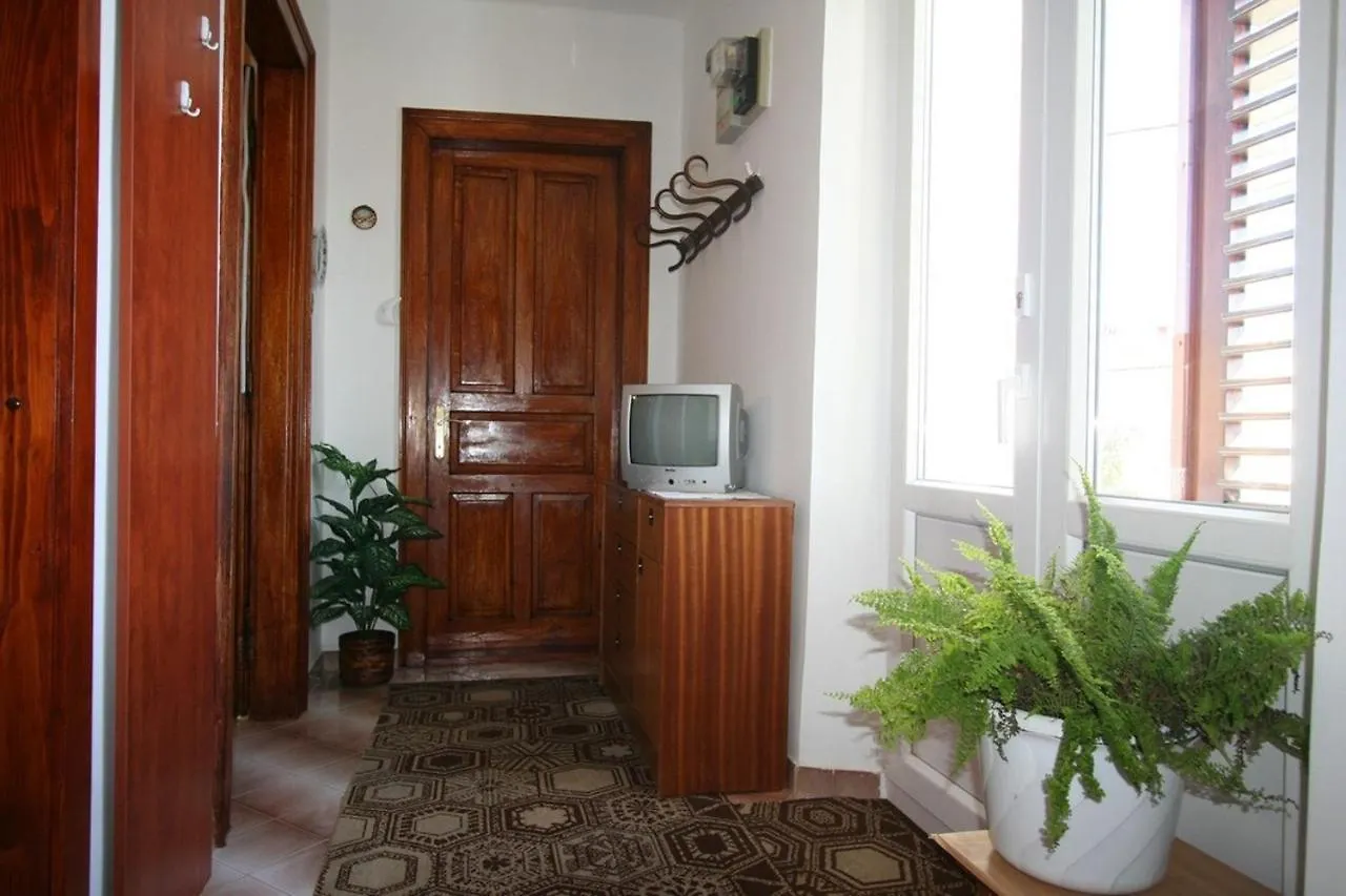 Apartment In Silo/Insel Krk 13547  Silo (Krk)